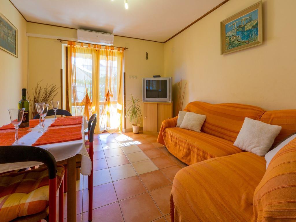 דראמליי Apartment Snjezana מראה חיצוני תמונה