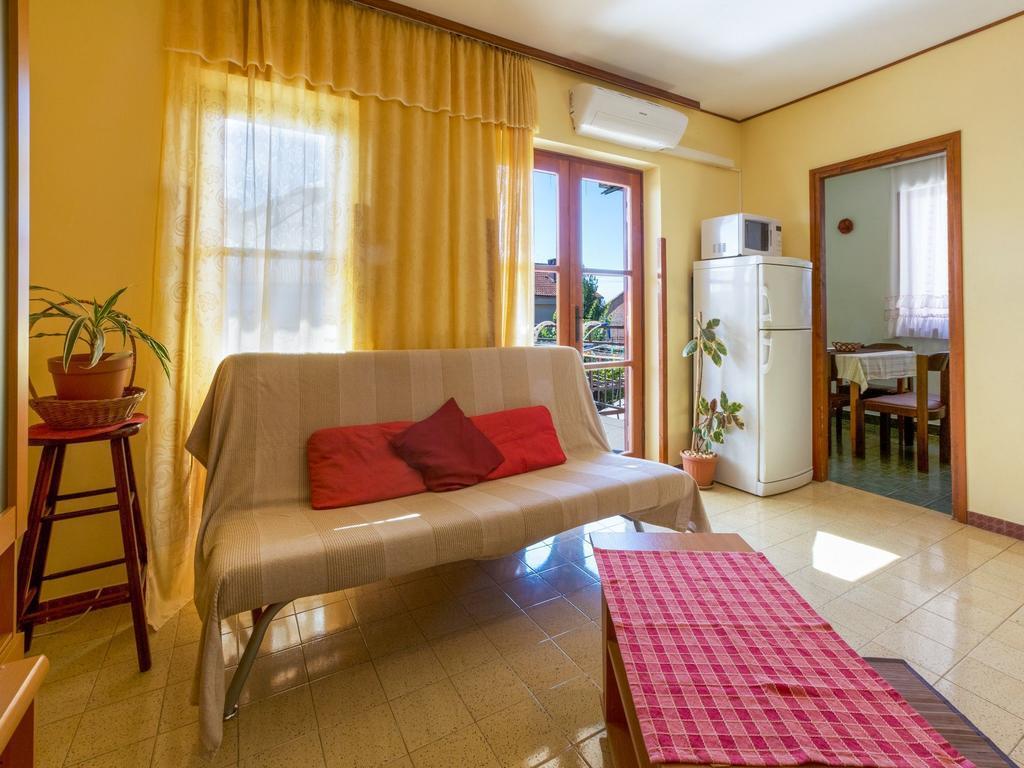 דראמליי Apartment Snjezana מראה חיצוני תמונה